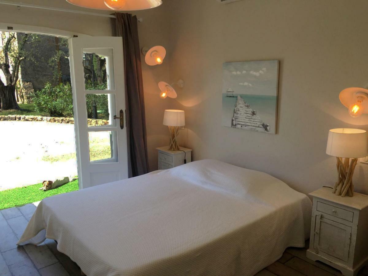 Le Champmazet Bed & Breakfast La Roquette-sur-Siagne Exterior foto