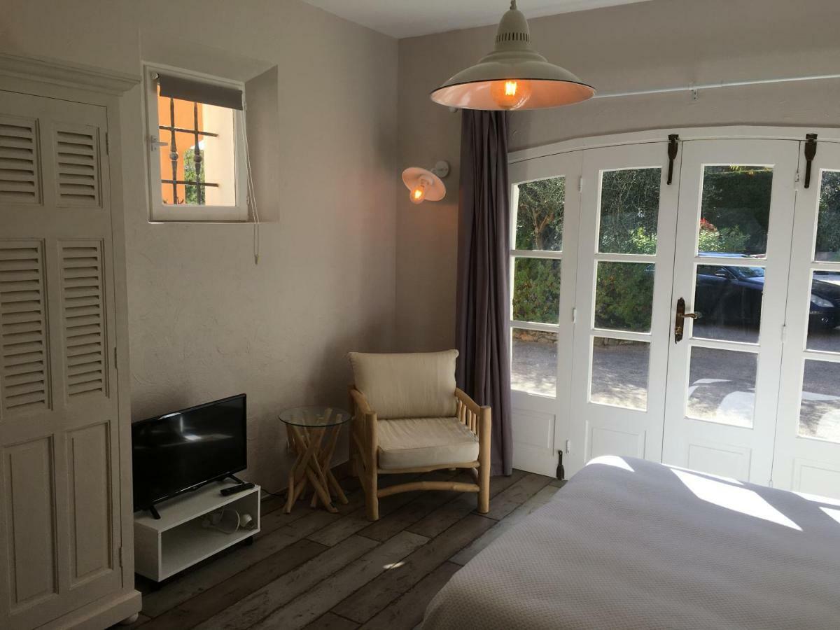 Le Champmazet Bed & Breakfast La Roquette-sur-Siagne Exterior foto